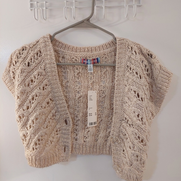 Urban Outfitters Cream Knit Sweater Vest - Picture 2 of 4